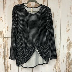 M2D, Boutique Polka Dot, Long Sleeve Shirt. Size Large. In excellent condition!